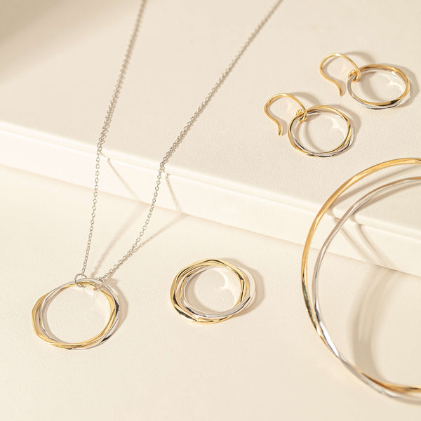 Reason_23_Entwined_c5a9e310-5987-4b24-a568-1e0c67173093 - Walker & Hall