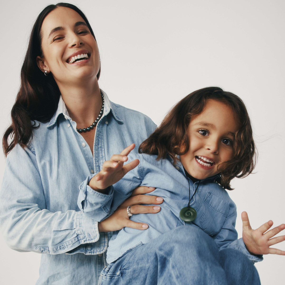 W_H-2025-SHOT-11-1389-2 - Walker & Hall