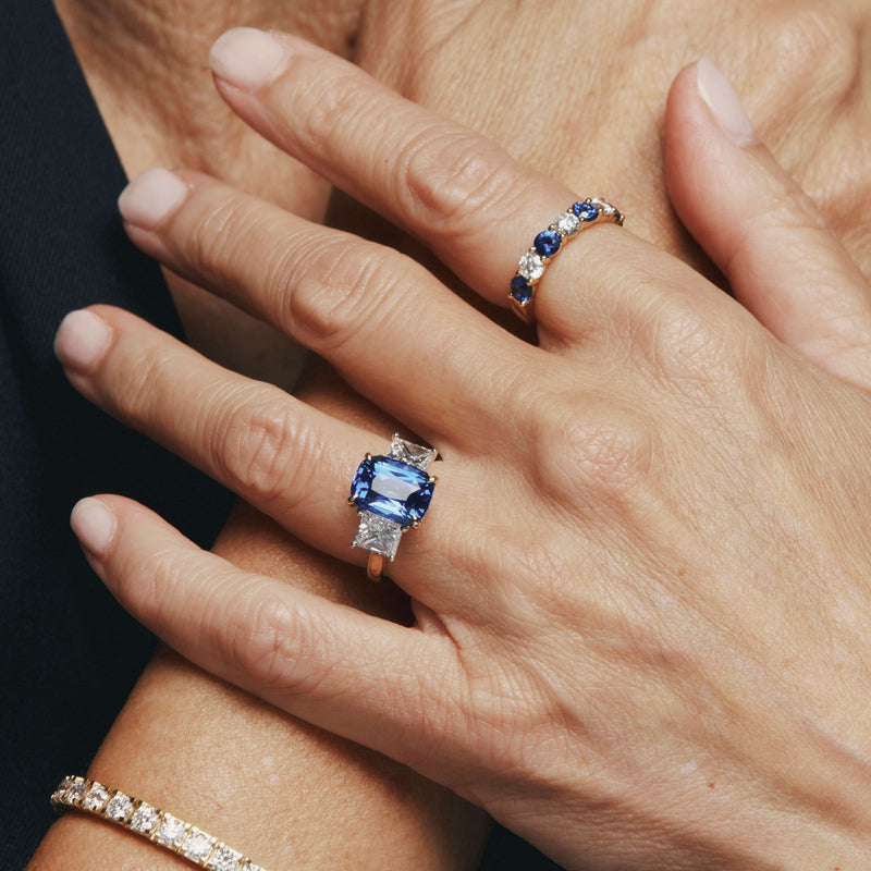 18ct Yellow Gold 8.03ct Sapphire & Diamond Ring-Ring-Walker & Hall