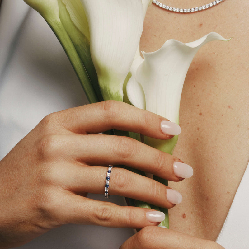 18ct White Gold Sapphire & Diamond Panorama Band-Ring-Walker & Hall