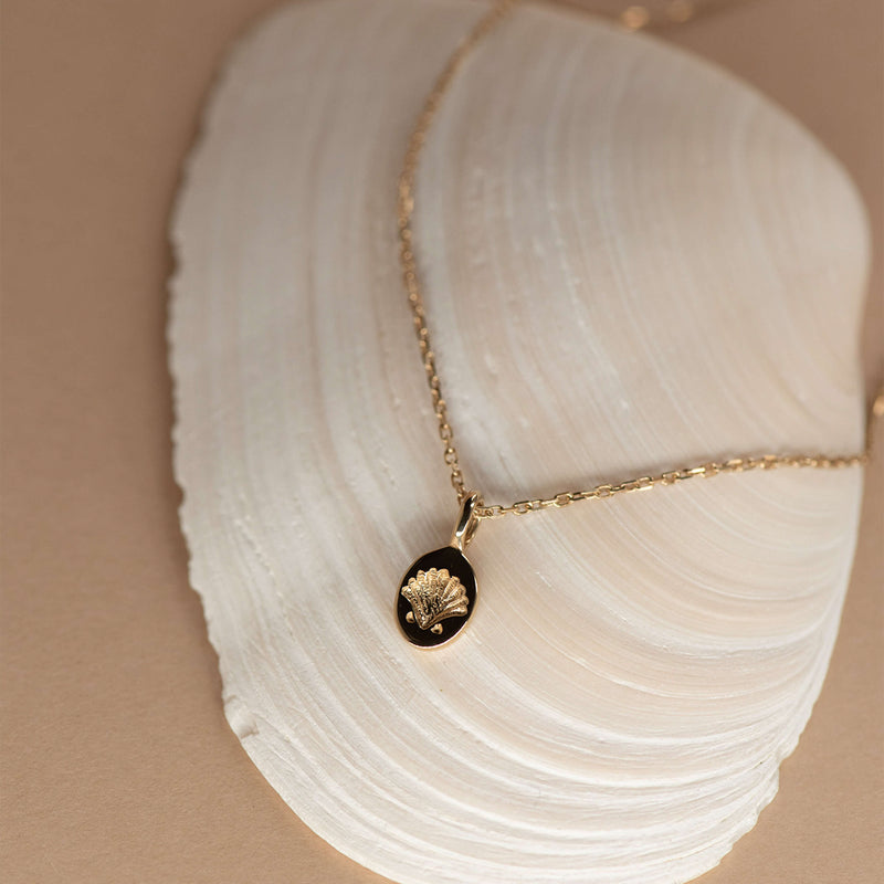 Zoe & Morgan Society of Shell Lovers Necklace - Gold Vermeil - Necklace - Walker & Hall