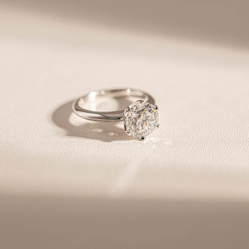 18ct White Gold 3.00ct Diamond Cosmopolitan Ring-Ring-Walker & Hall