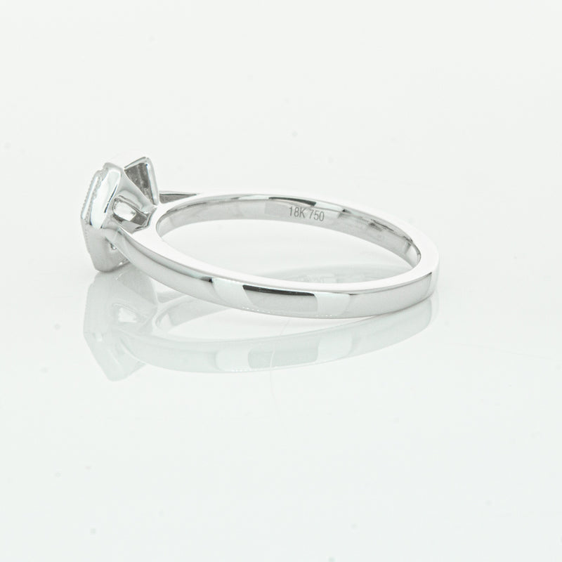 18ct White Gold Diamond Windsor Ring-Ring-Walker & Hall