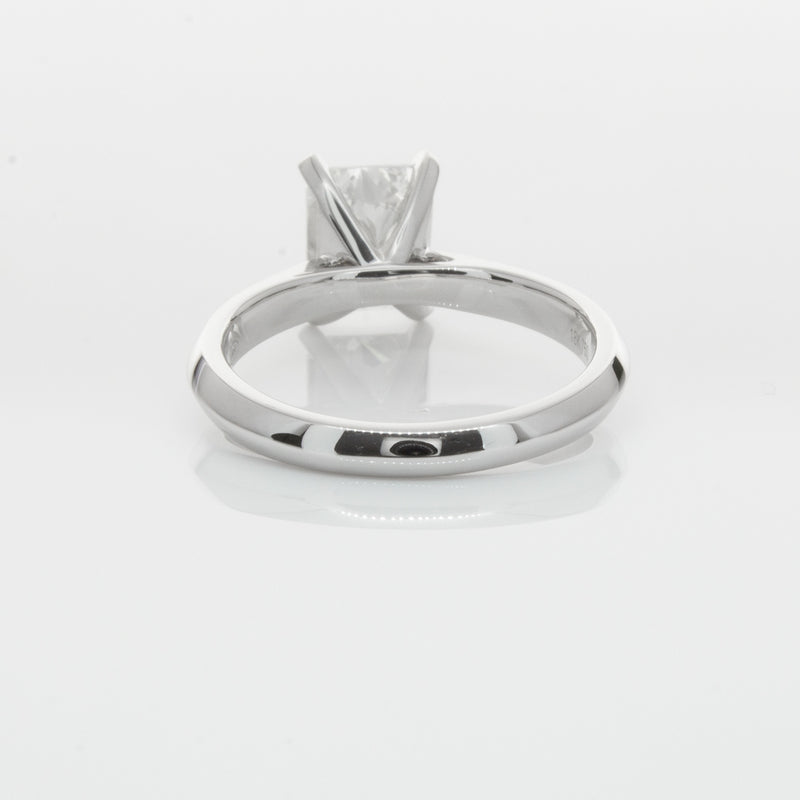 18ct White Gold Radiant Cut Diamond Venetian Ring-Ring-Walker & Hall