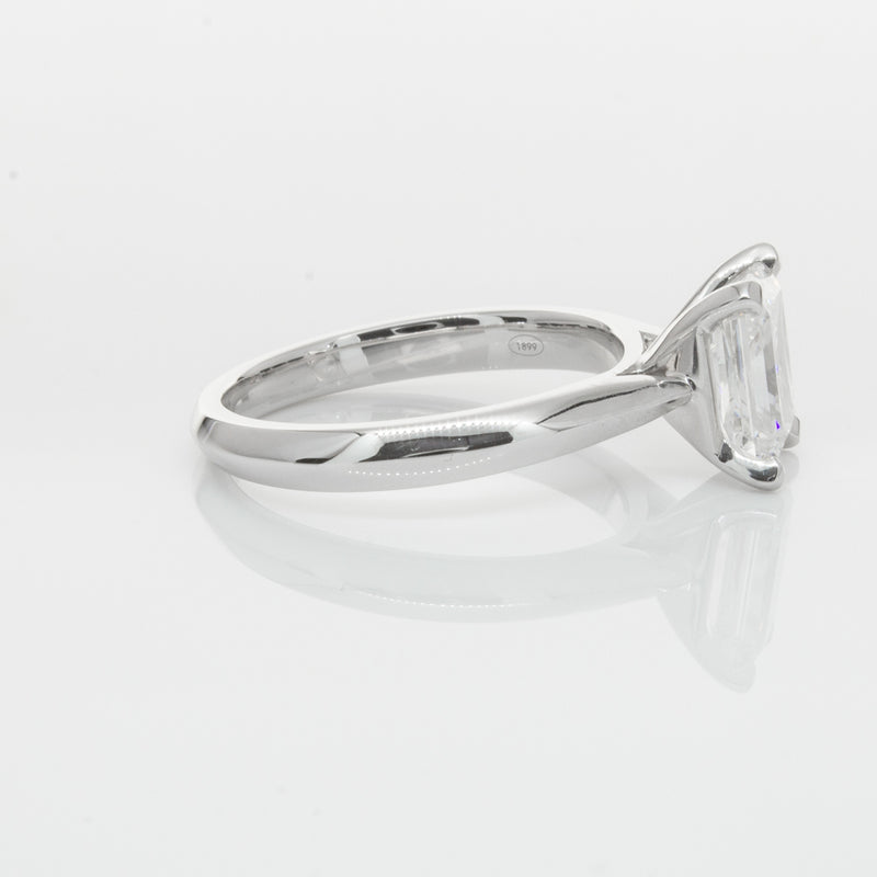 18ct White Gold Radiant Cut Diamond Venetian Ring-Ring-Walker & Hall