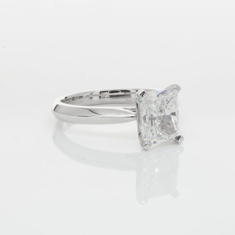 18ct White Gold Radiant Cut Diamond Venetian Ring-Ring-Walker & Hall