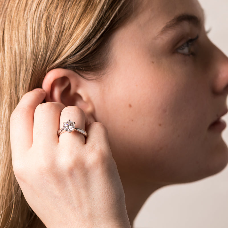 Platinum Diamond Nova Ring-Ring-Walker & Hall