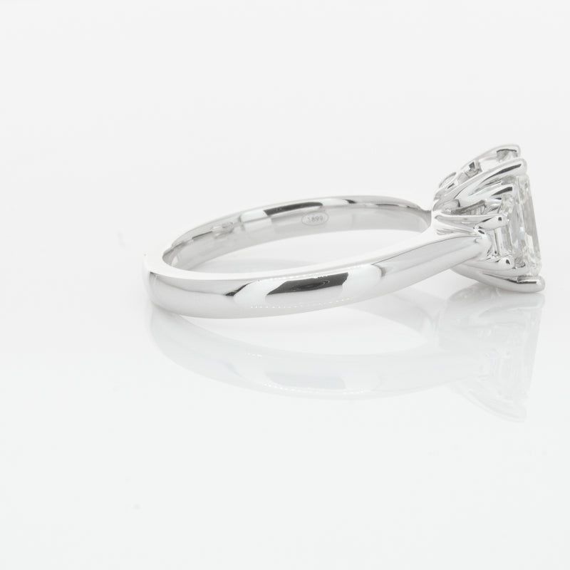 18ct White Gold Diamond Ring-Ring-Walker & Hall