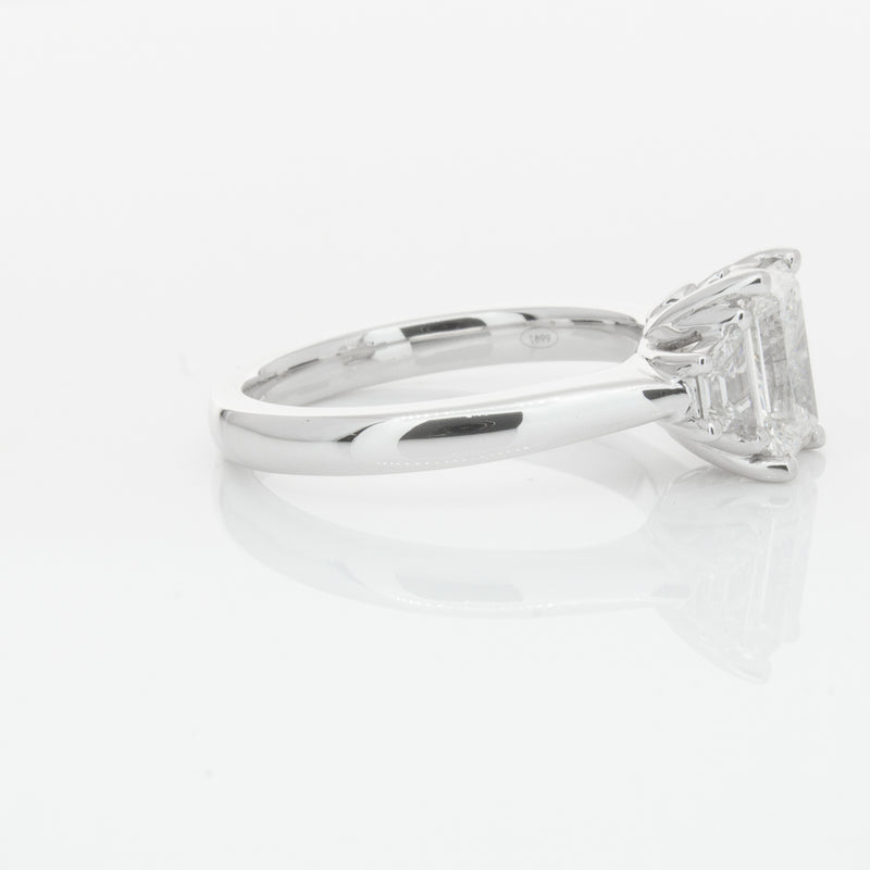 18ct White Gold Diamond Ring-Ring-Walker & Hall