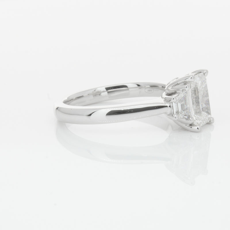 18ct White Gold Diamond Ring-Ring-Walker & Hall