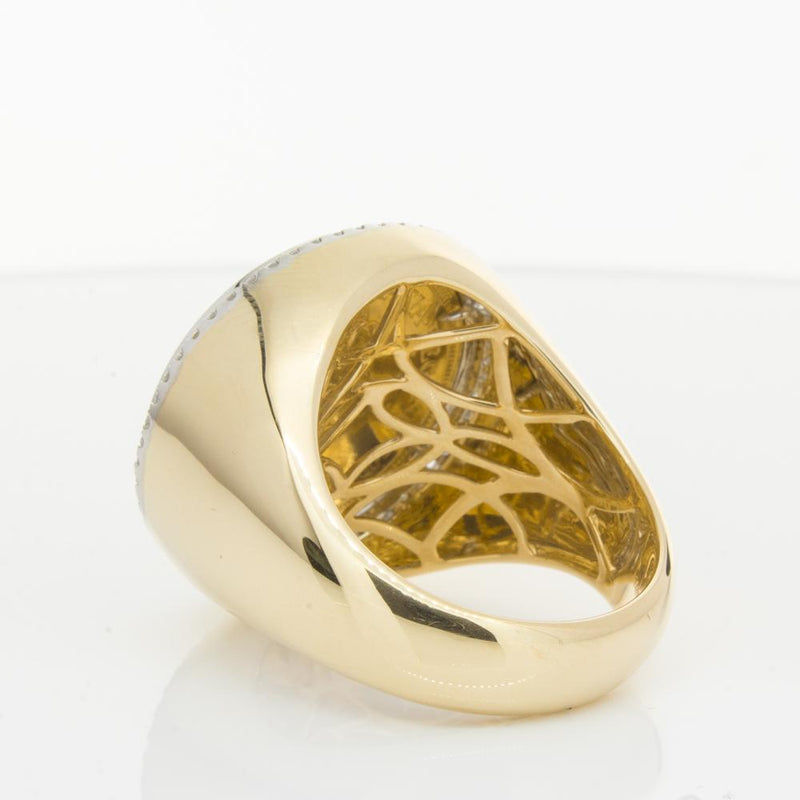 14ct Yellow Gold Diamond Halo Ring with Sovereign-Ring-Walker & Hall