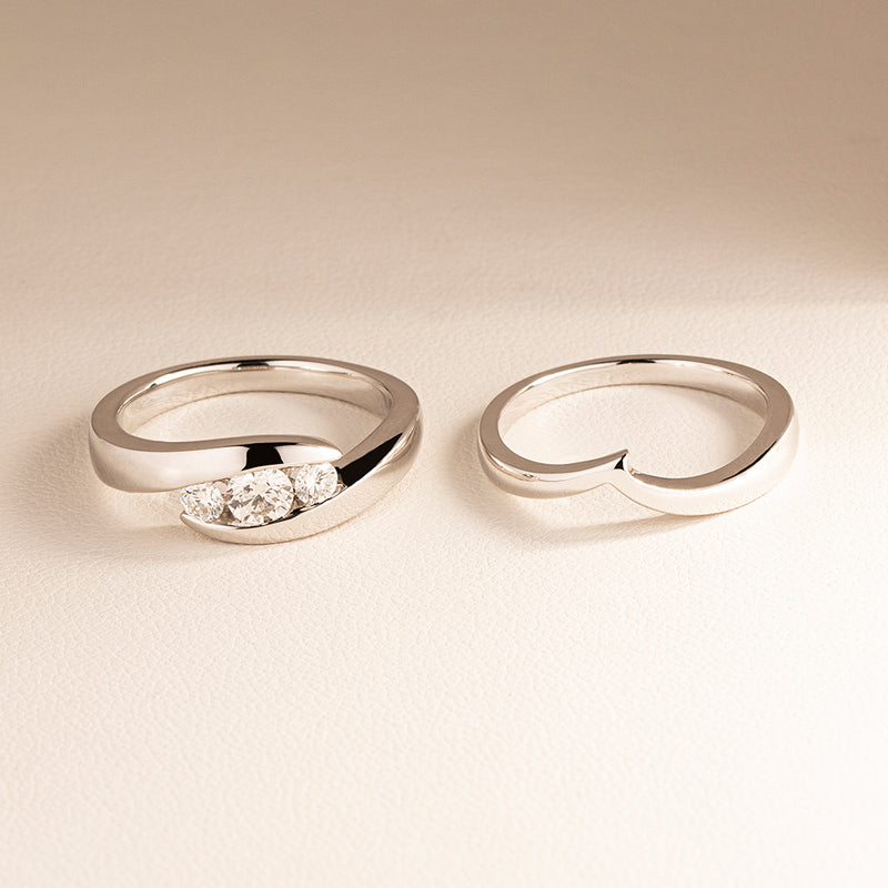 18ct White Gold Fitted Equinox Ring-Ring-Walker & Hall