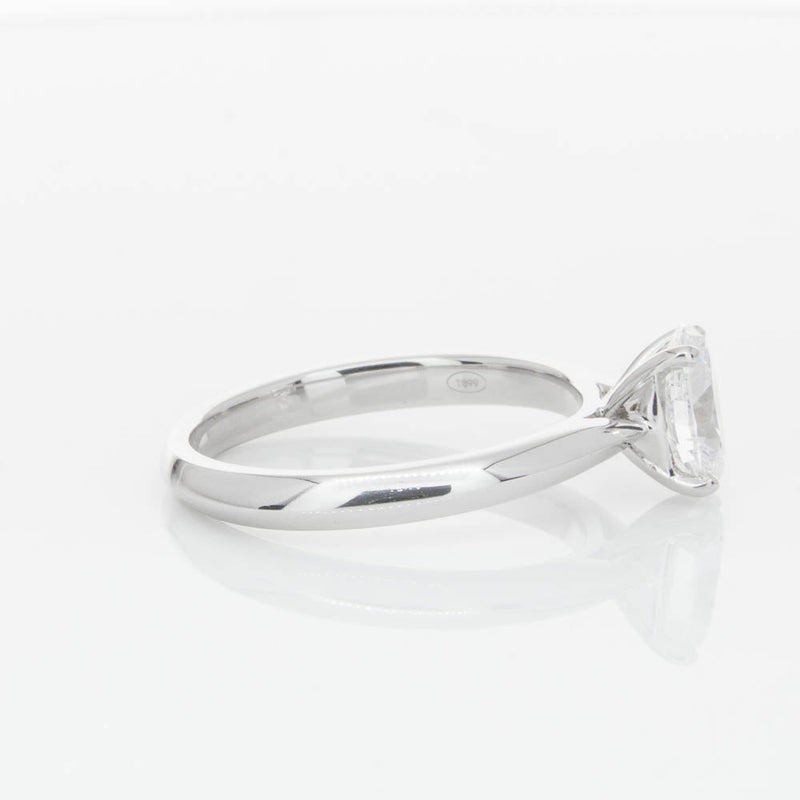 18ct White Gold 1.00ct Oval Cut Diamond Venetian Ring-Ring-Walker & Hall