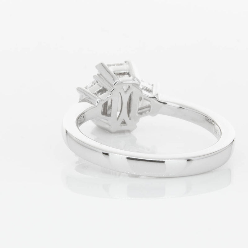 18ct White Gold Emerald Cut Diamond Odyssey Ring-Ring-Walker & Hall