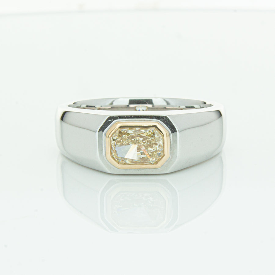 14ct White Gold Diamond Ring-Ring-Walker & Hall