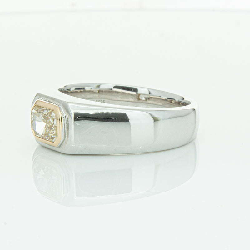 14ct White Gold Diamond Ring-Ring-Walker & Hall
