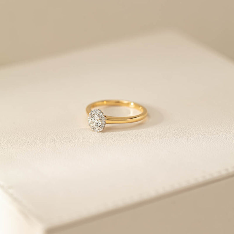 18ct Yellow Gold Diamond Cello Ring-Ring-Walker & Hall
