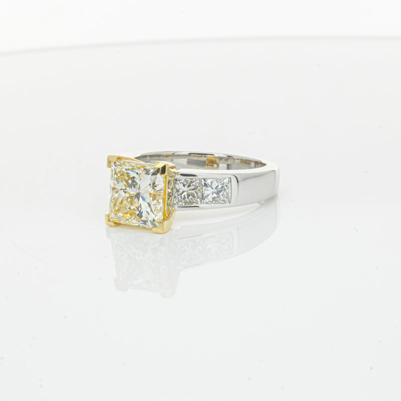 18ct White Gold Yellow Princess Cut Diamond Ring-Ring-Walker & Hall