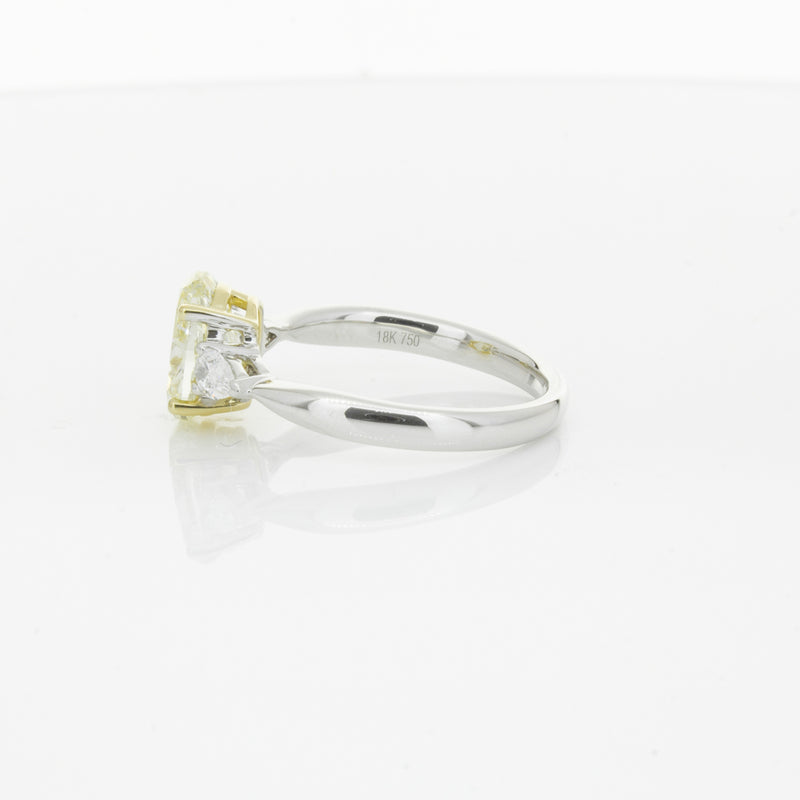 18ct White Gold Yellow Oval Cut Diamond Ayla Ring-Ring-Walker & Hall
