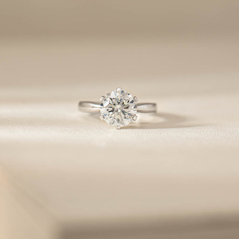 18ct White Gold 3.20ct Diamond Nova Ring-Ring-Walker & Hall