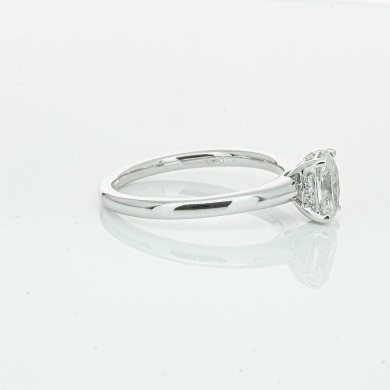 18ct White Gold Oval Cut Diamond Ring-Ring-Walker & Hall