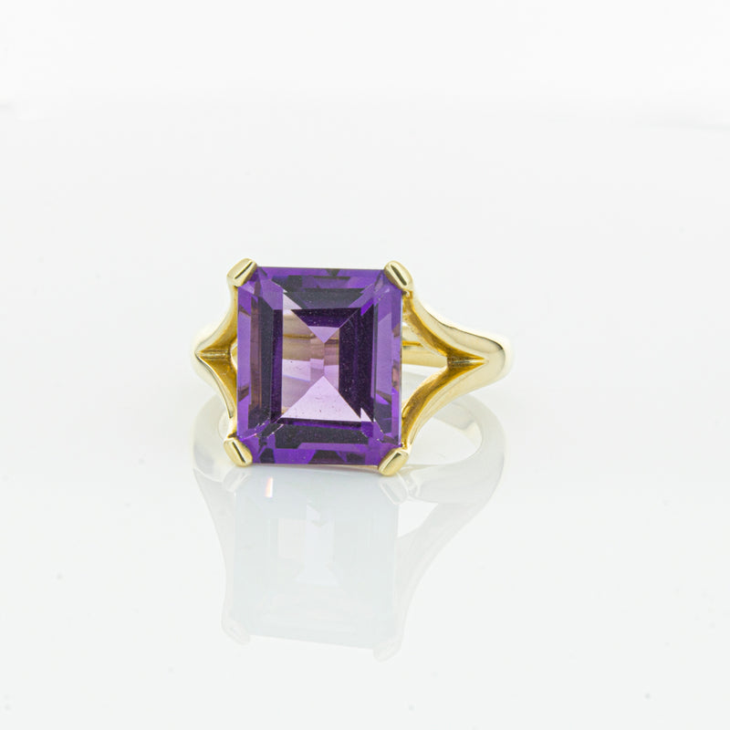 14ct Yellow Gold Amethyst Verona Ring-Ring-Walker & Hall