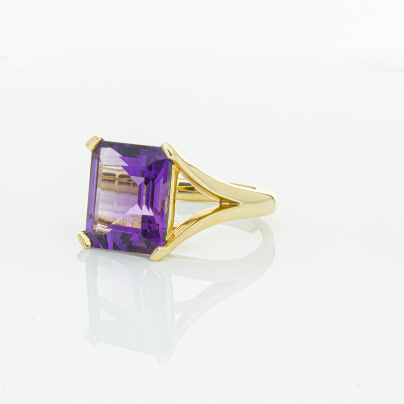 14ct Yellow Gold Amethyst Verona Ring-Ring-Walker & Hall