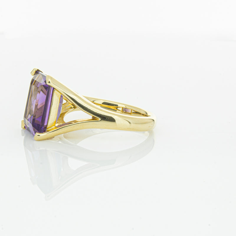 14ct Yellow Gold Amethyst Verona Ring-Ring-Walker & Hall