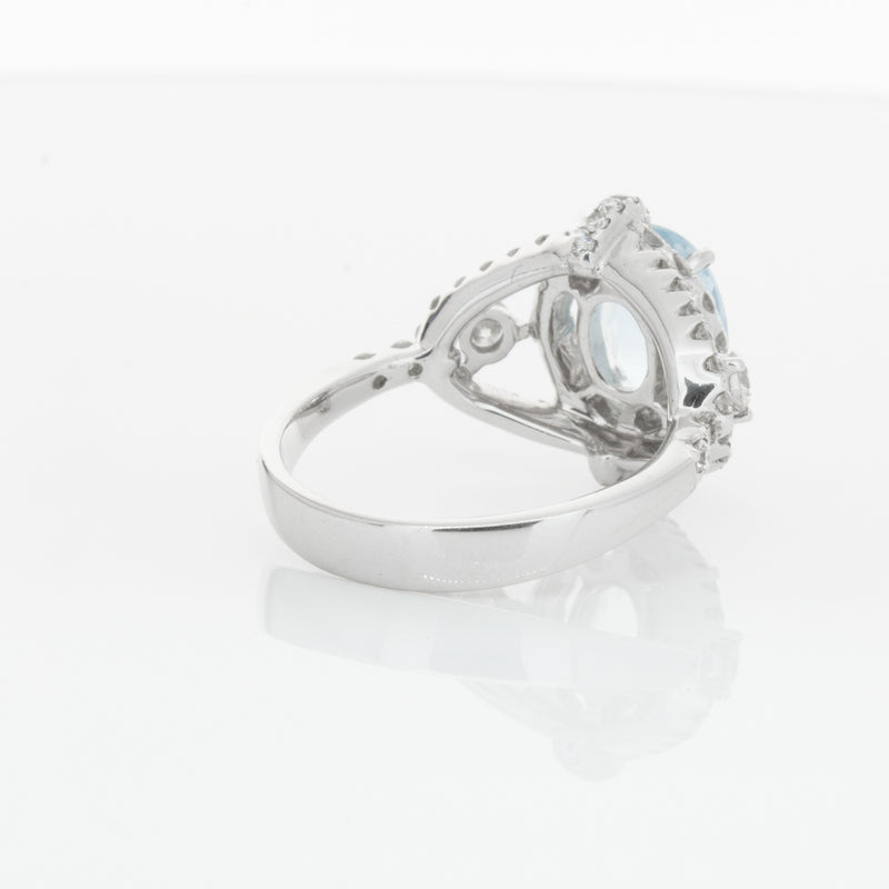 18ct White Gold Aquamarine & Diamond Ring-Ring-Walker & Hall