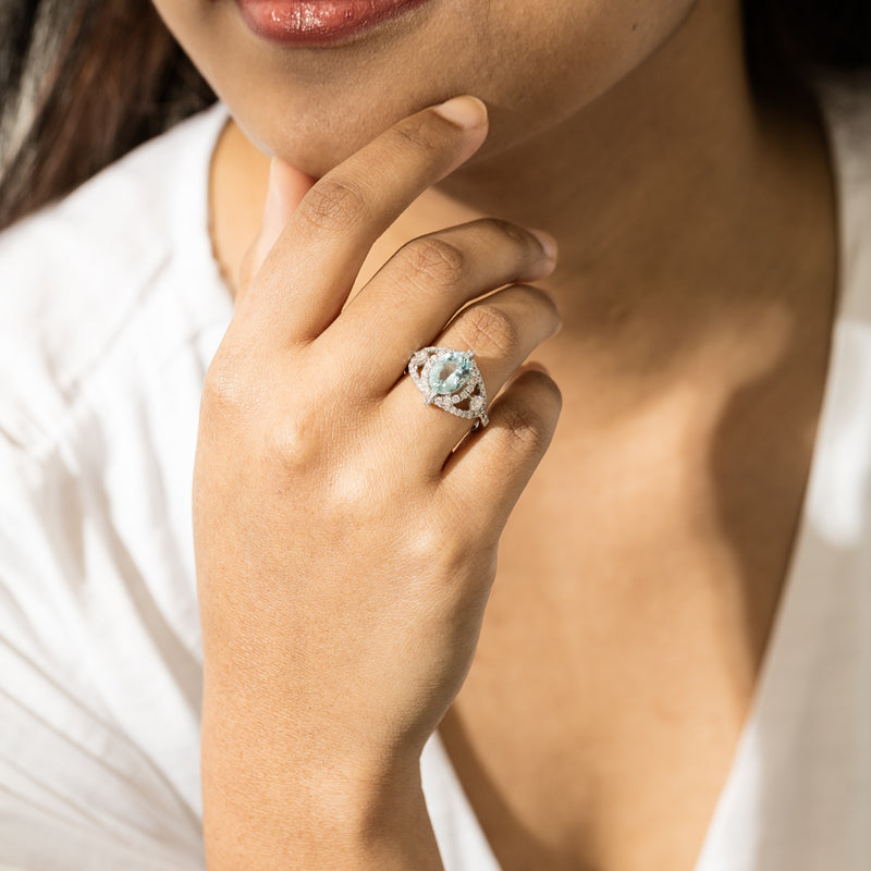 18ct White Gold Aquamarine & Diamond Ring-Ring-Walker & Hall