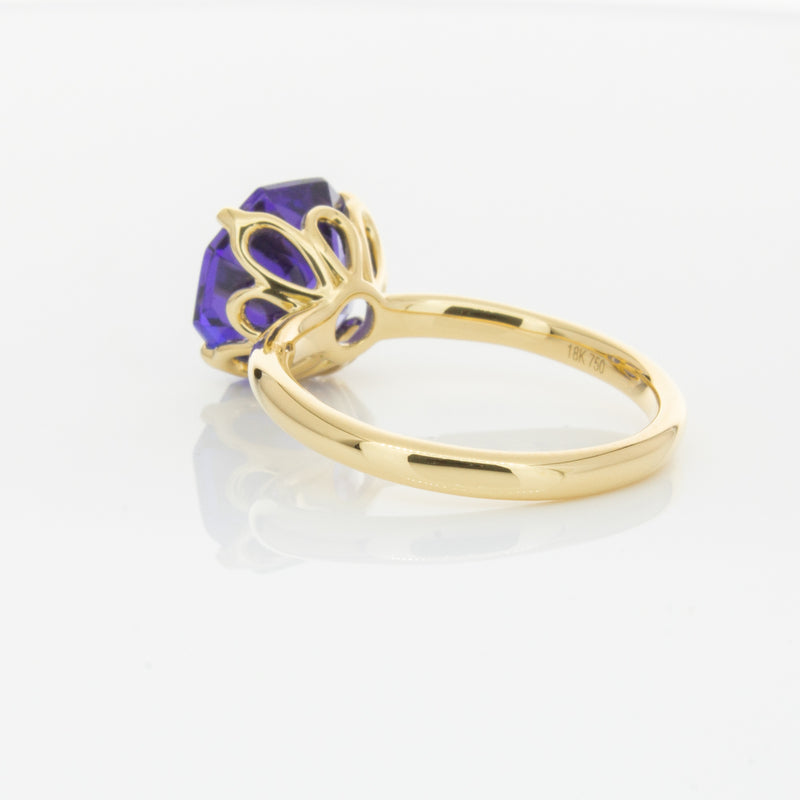 18ct Yellow Gold Tanzanite Octavia Ring-Ring-Walker & Hall