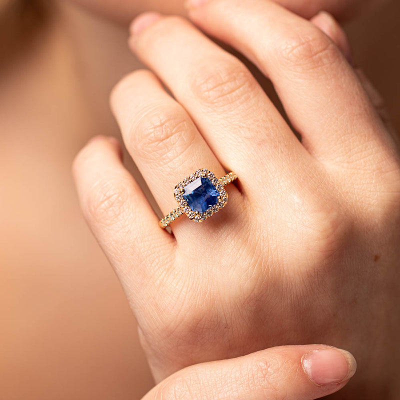 18ct Yellow Gold Sapphire & Diamond Ring-Ring-Walker & Hall