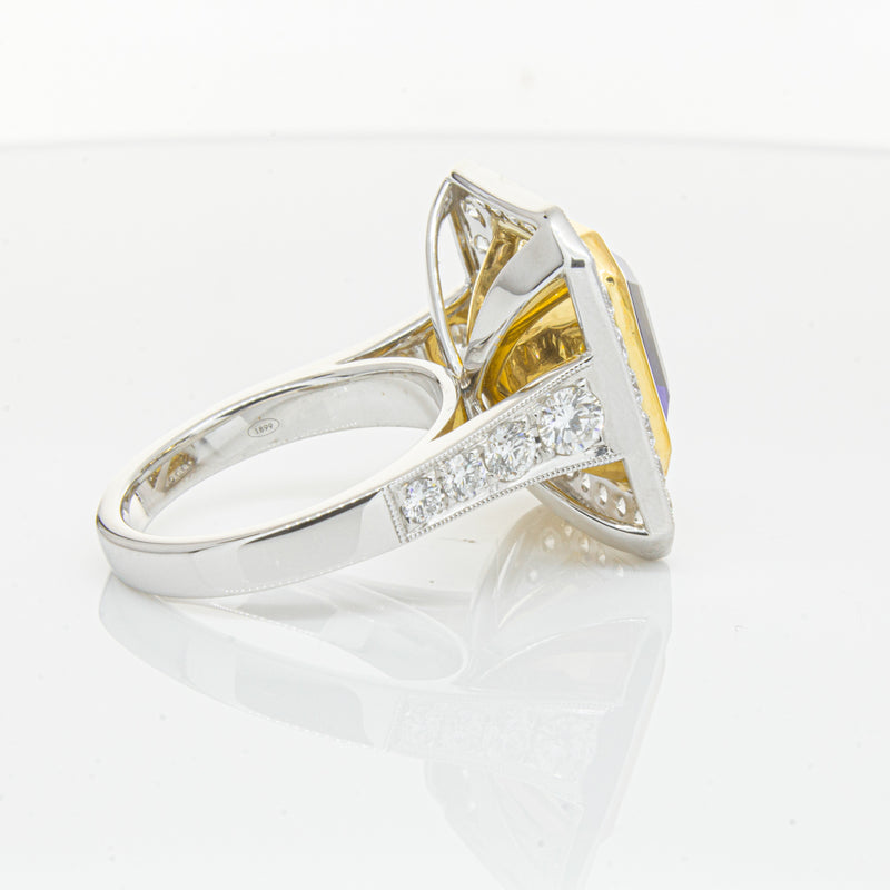 18ct White Gold Tanzanite & Diamond Ring-Ring-Walker & Hall