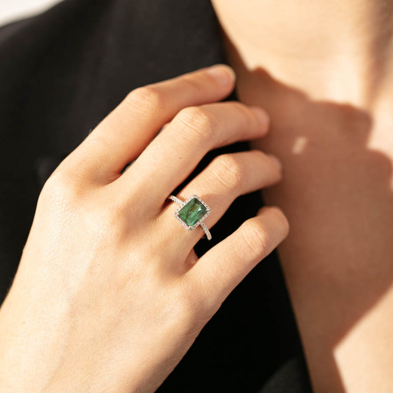 18ct White Gold Green Tourmaline & Diamond Ring-Ring-Walker & Hall