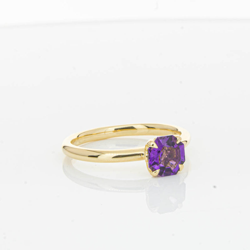 18ct Yellow Gold Amethyst Mini Octavia Ring-Ring-Walker & Hall