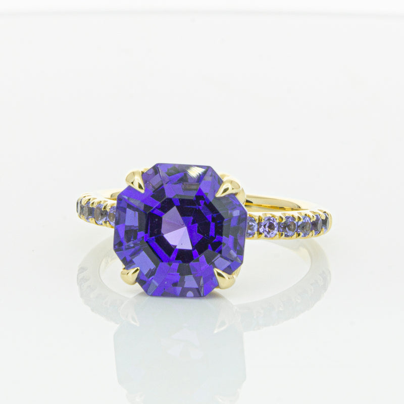18ct Yellow Gold Tanzanite Octavus Ring-Ring-Walker & Hall