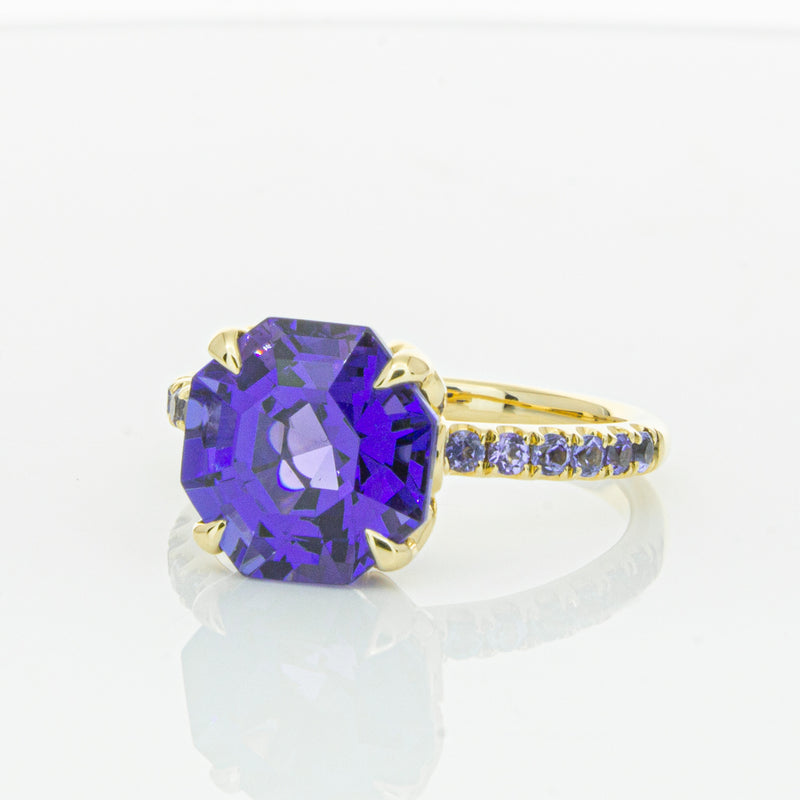 18ct Yellow Gold Tanzanite Octavus Ring-Ring-Walker & Hall