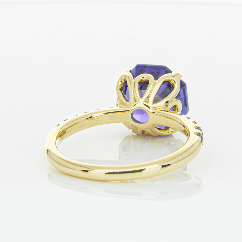 18ct Yellow Gold Tanzanite Octavus Ring-Ring-Walker & Hall