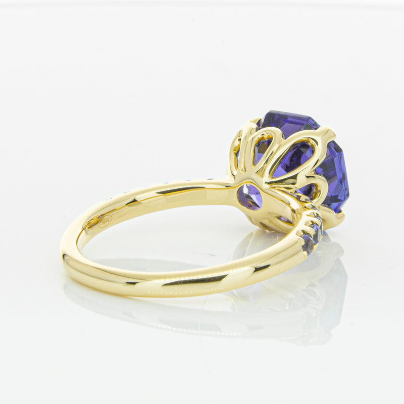 18ct Yellow Gold Tanzanite Octavus Ring-Ring-Walker & Hall