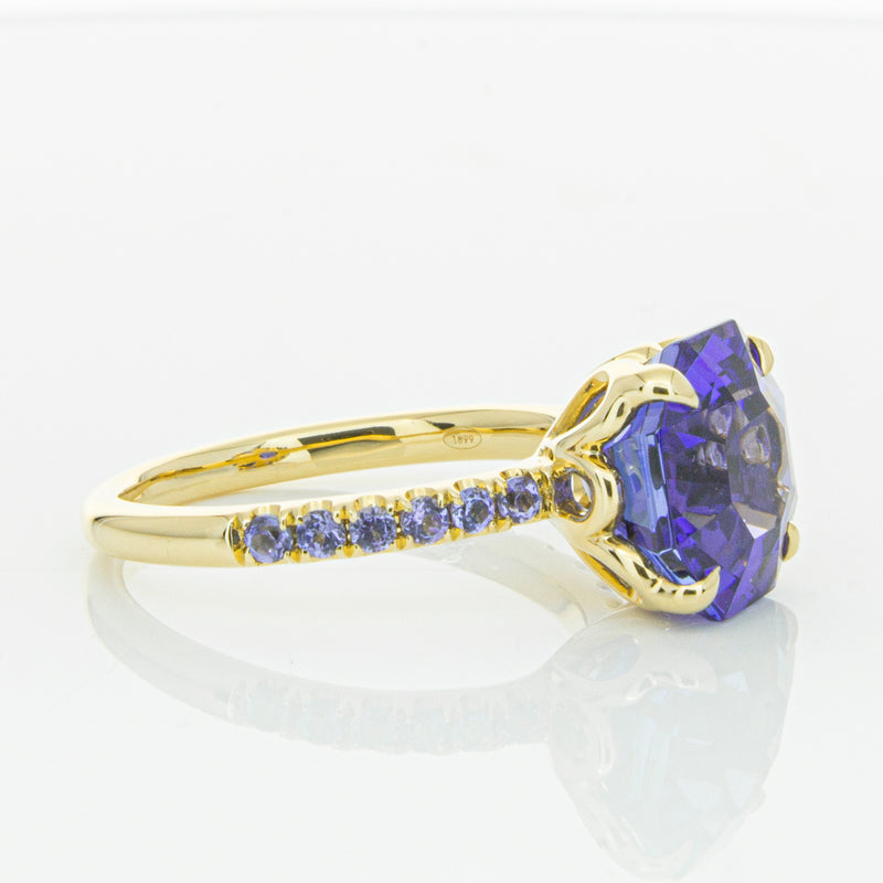 18ct Yellow Gold Tanzanite Octavus Ring-Ring-Walker & Hall