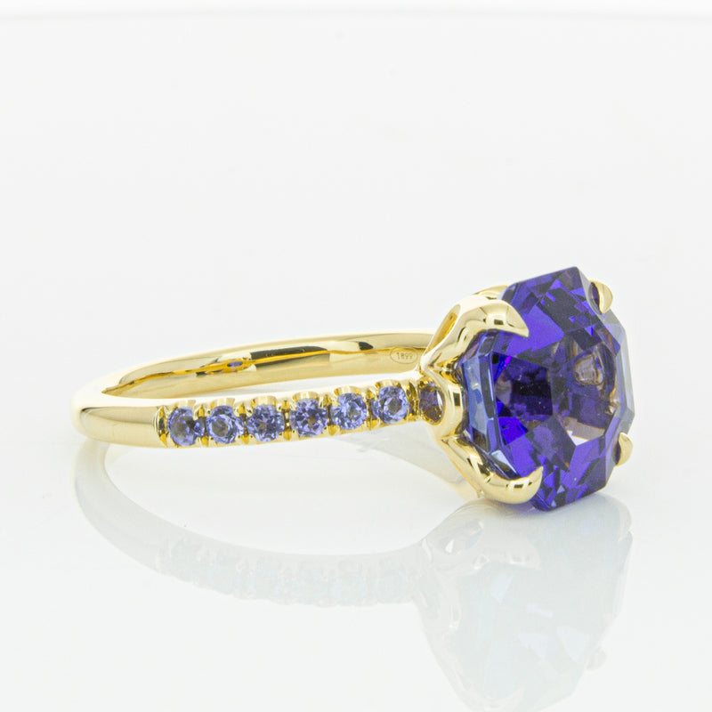 18ct Yellow Gold Tanzanite Octavus Ring-Ring-Walker & Hall