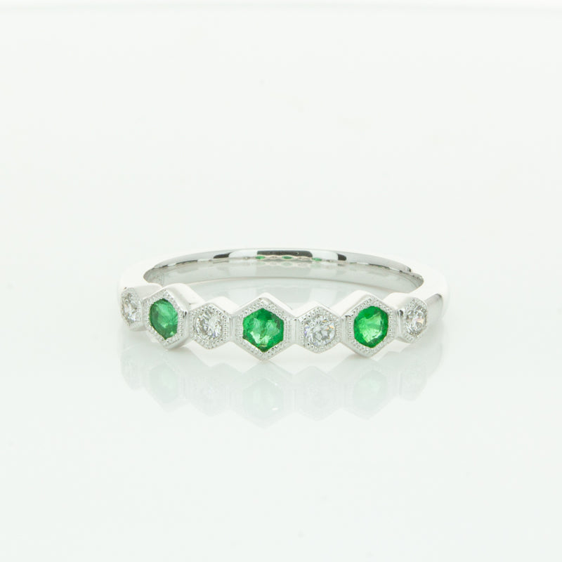 18ct White Gold Emerald & Diamond Deco Band-Ring-Walker & Hall