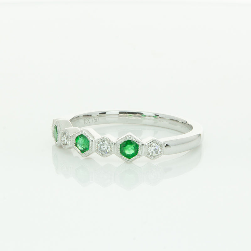 18ct White Gold Emerald & Diamond Deco Band-Ring-Walker & Hall