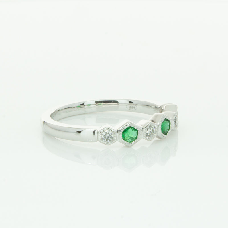 18ct White Gold Emerald & Diamond Deco Band-Ring-Walker & Hall