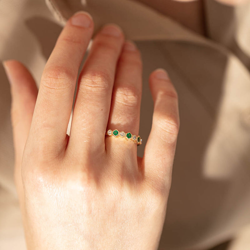 18ct Yellow Gold Emerald & Diamond Deco Band-Ring-Walker & Hall