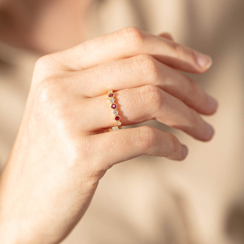 18ct Yellow Gold Ruby & Diamond Deco Band-Ring-Walker & Hall