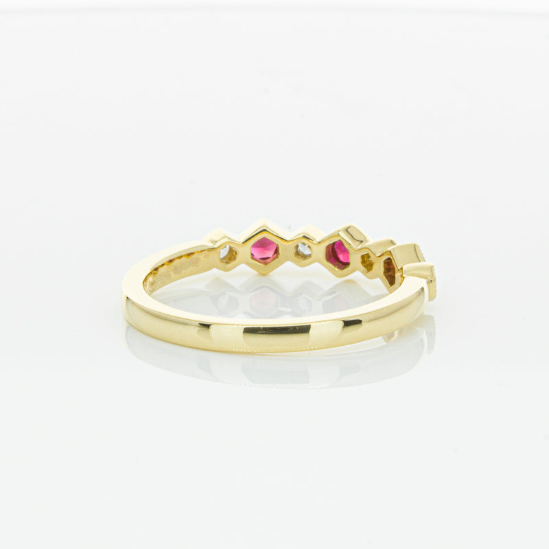 18ct Yellow Gold Ruby & Diamond Deco Band-Ring-Walker & Hall