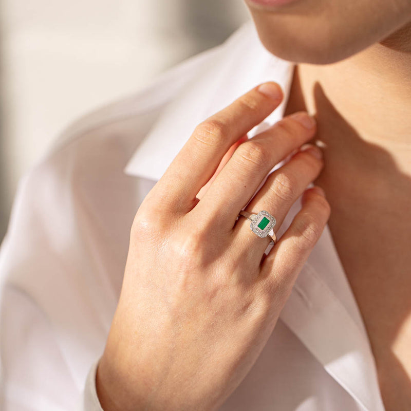 18ct White Gold Emerald & Diamond Ring-Ring-Walker & Hall