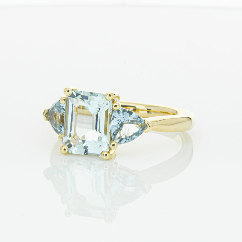 18ct Yellow Gold Aquamarine Malibu Ring-Ring-Walker & Hall