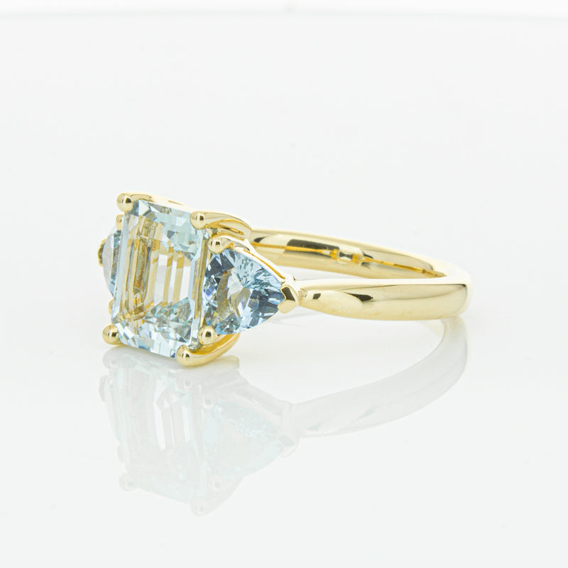 18ct Yellow Gold Aquamarine Malibu Ring-Ring-Walker & Hall